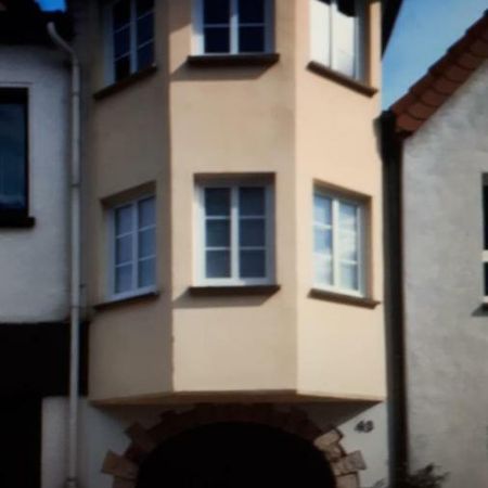 Turmhaus In Der Altstadt Ринтельн Экстерьер фото